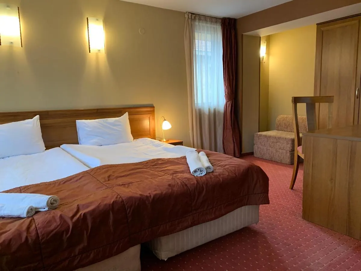 Hotel Asteri Bansko - Organic Food From Small Local Farms By Asteri Hotels